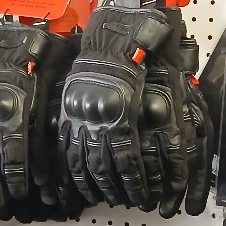 Motorcycle Riding Safety Gloves Special Deal $55 High Quality Gloves With Knuckle Protection