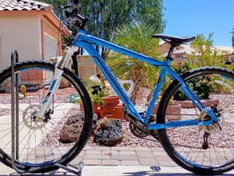 29 inch Trek Marlin  mountain bike