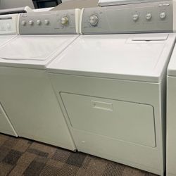 Whirlpool Washer And Dryer Gas Set With Warranty 
