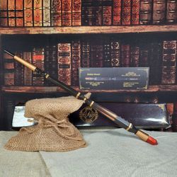 Obelisk Wand By Unique Wands - 13.75", Topaz Dust, Maple, Harry Potter