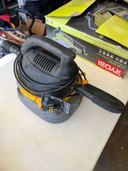 Black and Decker Shop Vac