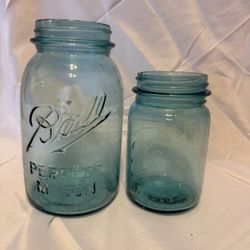 Vintage mason jars with blue tint (lot)