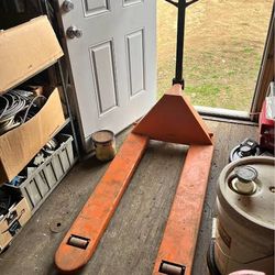 Palletjacks: Orange/Blue/Red/Green$199-269