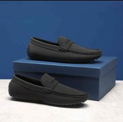 Mens Suede Loafers Size 11 (Brand New)