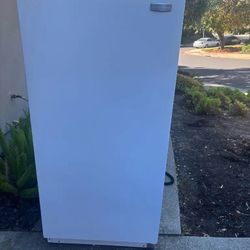 Freezer With Great Working Condition 