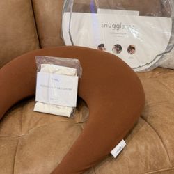 Snuggle Me Organic Feeding Pillow 