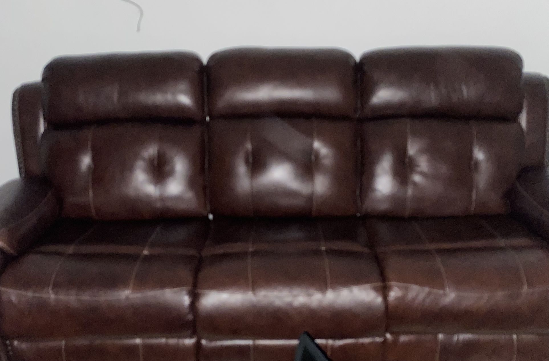 Leather Couch With 2 Reckoning Seats