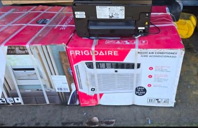 Frigidaire 25,000 BTU Window Air Conditioner - Sealed Never Used - FHWC253WB2
