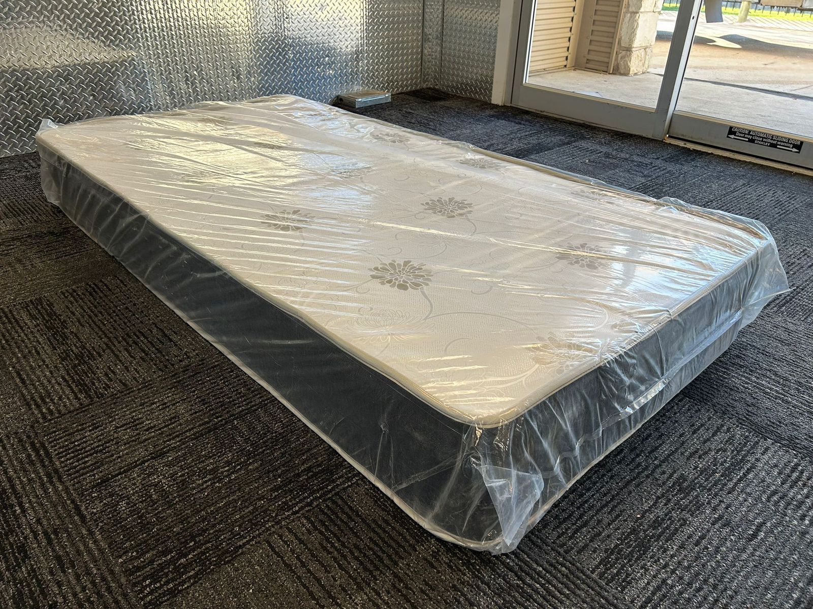 🛏️ New Mattresses w/ Box Spring – Fast Delivery!