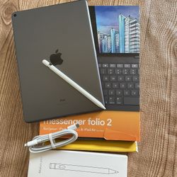 Apple iPad Air 3rd Generation (10.5” screen) 64GB With zagg Keyboard and Pencil 