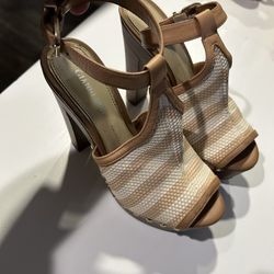 Gianni Bini Wedges Size 6