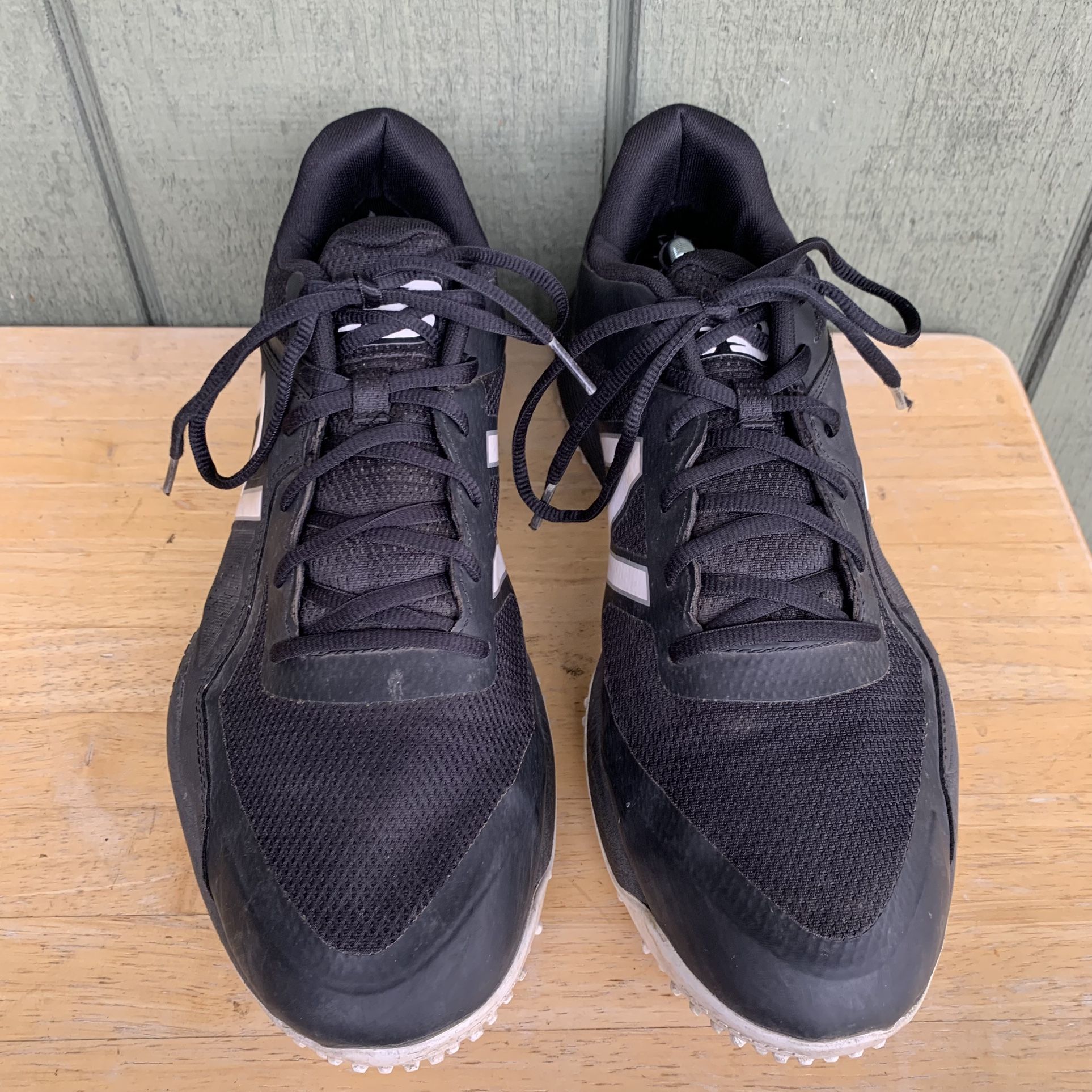 NEW BALANCE 4040v4 T4040BK4 Men s Shoes Size 13 Black for Sale in City Of Industry CA OfferUp