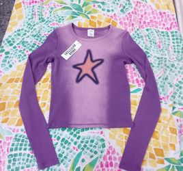 Urban Outfitters Long Sleeve Star Shirt Girls Size Medium