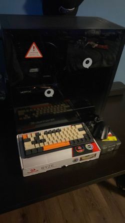 PC / Keyboard / Mouse. Leaving this for 2 or 3 days first come first serve
