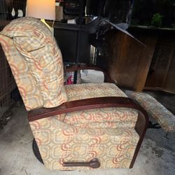 LAZY BOY ROCKER RECLINER SWIVEL