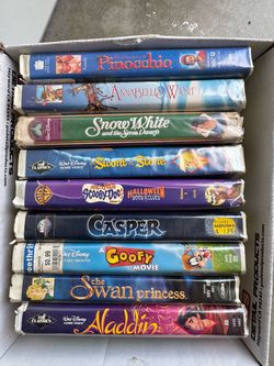 Disney & Classic Kids VHS Movies – Large Lot –