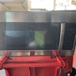 *Broken* GE Range Microwave (w/Vent) for PARTS