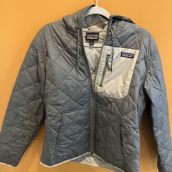 Womens M - Patagonia Down Jacket