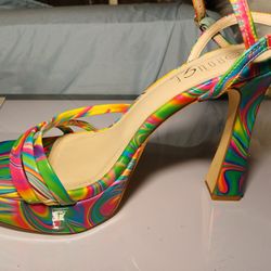 Super Funky Platform High Heeled Platform Sandles. Tried Them On And Wore To Grocery Store To See If They Were Too High For Me.  Im Too Old (LOL).