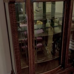 Beautiful Tiger Oak , solid Quarter Sawn Cabinet 