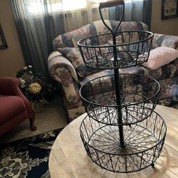 Gorgeous Large 3 Tiered Wire Basket Stand