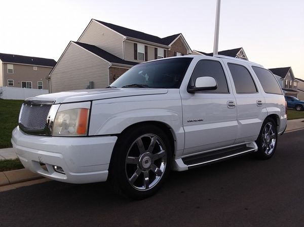 22 Cadillac Wheels Tires 285 45 22 Lexani Lx 30 For Sale In