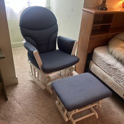 Glider Rocker And Footrest 