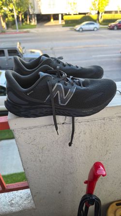 New Balance Running Shoes Size 11