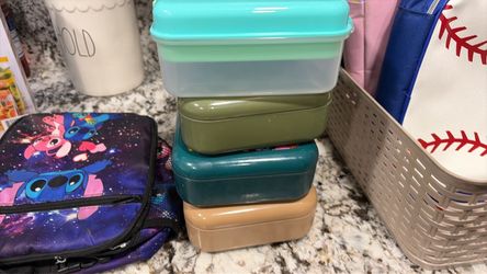 Lunch pails