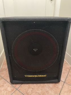 Cerwin Vega base DJ speaker