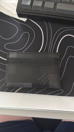 Louis Vuitton wallet 2x2 card holder (AUTHENTIC!!)