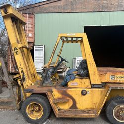 10000 Lbs Forklift Caterpillar Dual Fuel