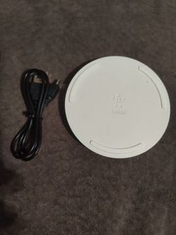 Belkin BoostCharge 10W Fast Wireless Charger iPad