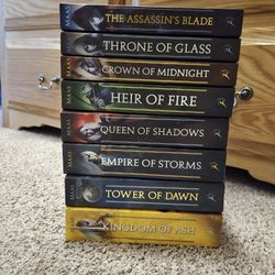 Complete Throne Of Glass Paperback Set
