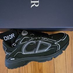 B30 SNEAKERS! 10/10.5