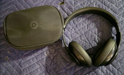 Beats Studio Pro Headphones