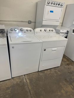 Used Whirlpool Washer and Gas Dryer Top Load