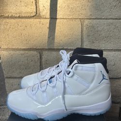 Jordan 11 Retro Legend Blue (2024)