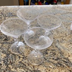 Set Of 4 Martini Glasses