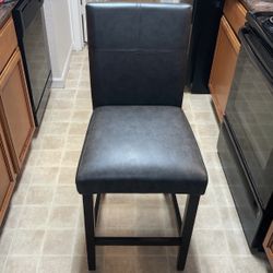 4 Counter Bight Chairs New / Also Table!