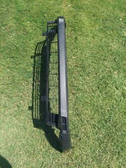 GENUINE OEM TOYOTA 17-19 HIGHLANDER FRONT LOWER VALANCE PANEL COVER