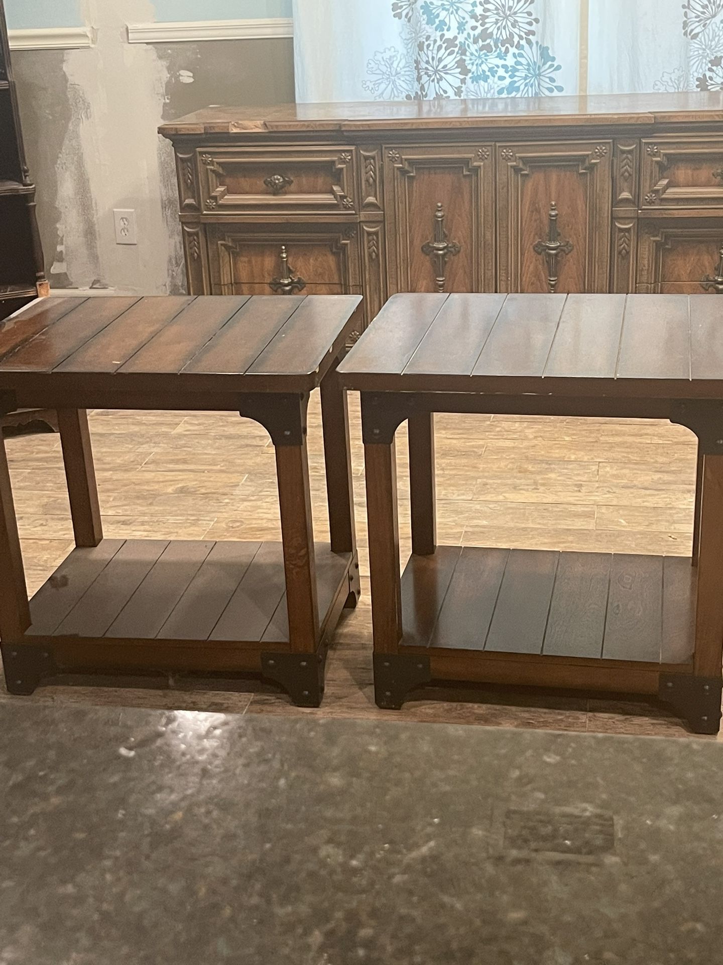 2 Wood End Tables