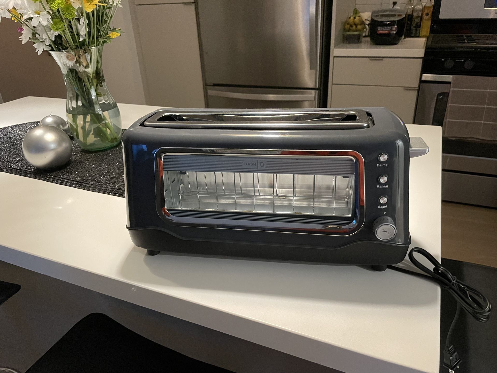 DASH Clear View Toaster: Extra Wide Slot Toaster with See Through Window - Defrost, Reheat + Auto Shut Off Feature for Bagels, Specialty Breads