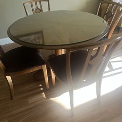 Solid Maple table And 4 Chairs Set