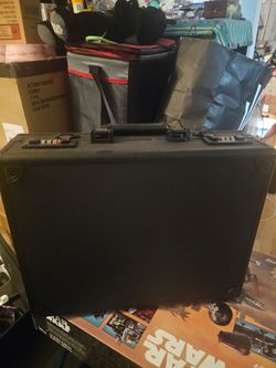 Invicta watch briefcase 18 slot