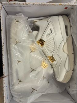 Jordan 4 Redro Metallic Gold