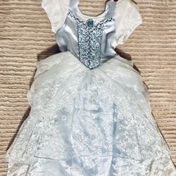 Disney Princess Dresses// Cinderella-Belle-Aurora 
