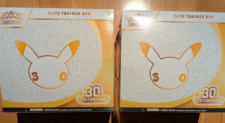 Pokémon 30th Celebration ETB