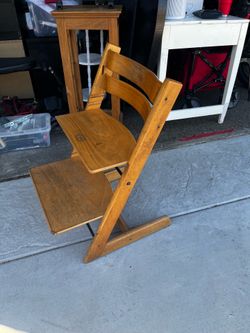 Stokke adjustable chair