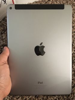 IPad 6th Generation WiFi + Cellular Unlocked